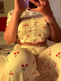 OnlyRima webcam model stream image