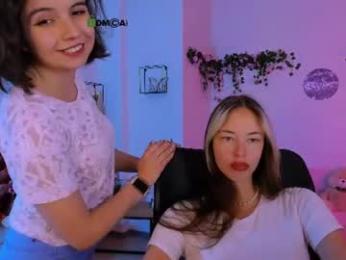 lia_dream_ webcam model stream image