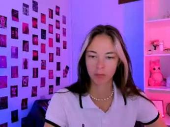 lia_dream_ webcam model stream image