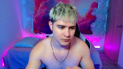 AlexPierss webcam cam4 model stream image