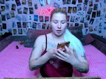 Ulya11Cutex webcam model stream image