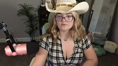 Brivana webcam stripchat model stream image