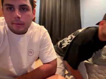 leaderzac webcam model stream image