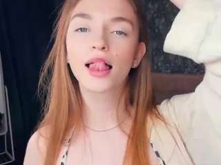 octaviaallston webcam model stream image