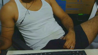 yox22 webcam model stream image