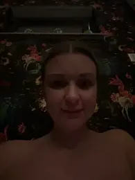 Bella-Tight webcam model stream image