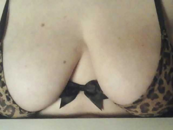 peachyshow webcam model stream image