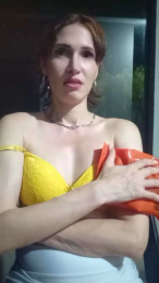 Irresistible34 webcam model stream image