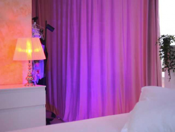 ArtTeasee webcam model stream image