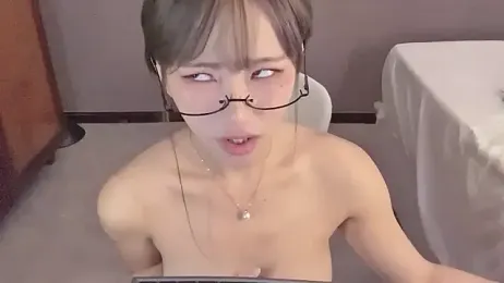 -XunMengLong- webcam model stream image