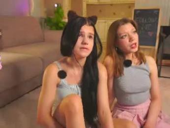 lamonicaptak webcam chaturbate model stream image