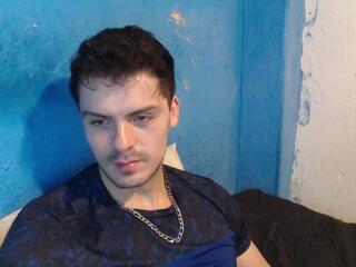 Will Grey webcam model stream image