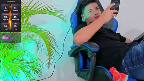 EdwardRoss_ webcam model stream image