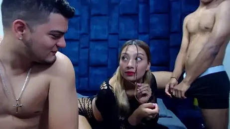 GroupNoLimits webcam model stream image