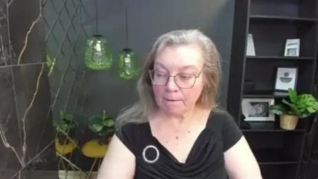 NataliMellow webcam model stream image