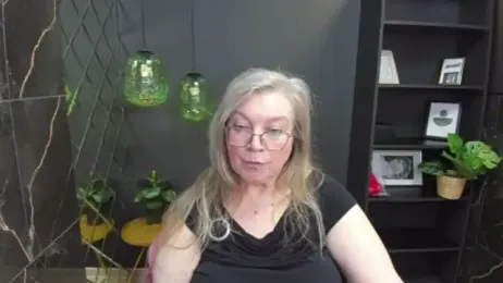 NataliMellow webcam model stream image