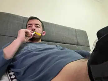 laynufff webcam model stream image