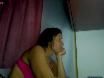 nenita-horny webcam model stream image