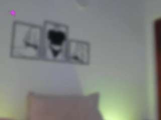 aylinn-18 webcam model stream image