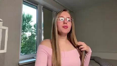 AmeliaOakheart webcam model stream image