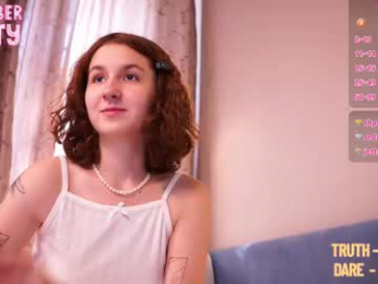 mind__game webcam model stream image