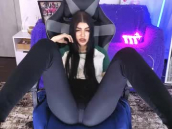 luckyrebel_ webcam model stream image