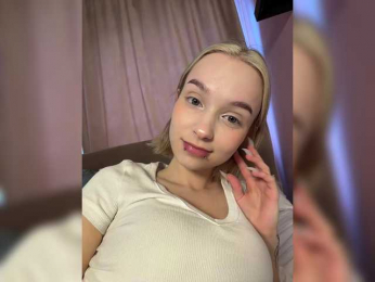 -BabyMia- webcam model stream image