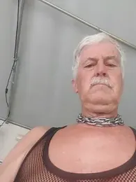slave4men webcam model stream image
