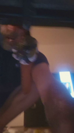 auplusprofond webcam model stream image