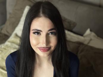 EmmaLawrens webcam model stream image