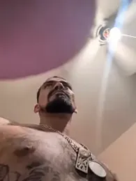 Cnutt310 webcam model stream image