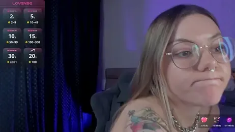 Marta_May_ webcam model stream image