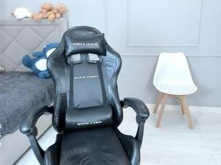 yunleah webcam model stream image