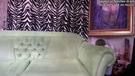 mia_beatles webcam stripchat model stream image