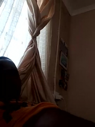 Birthmark32 webcam model stream image