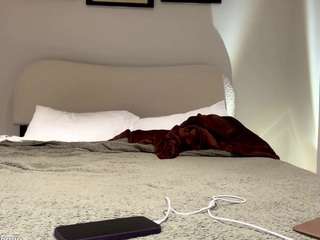 devingodsiin webcam model stream image