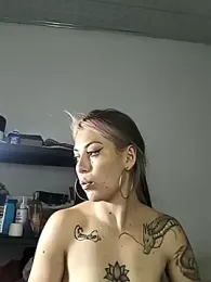 Tefannyy_ webcam model stream image