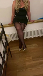 MaiaLaNinfo webcam model stream image