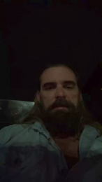 KingThrobert webcam model stream image