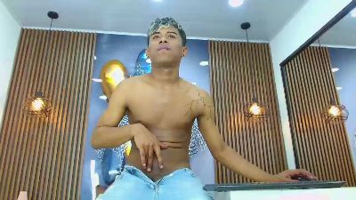 LuckyBluex webcam model stream image