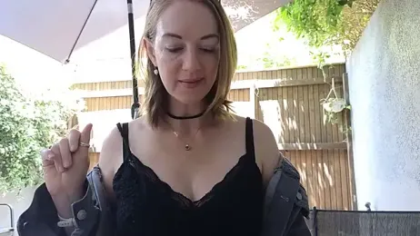 TopsyWilde webcam model stream image