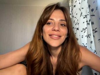 EvaBoom webcam model stream image