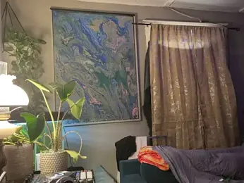 trash4cash webcam model stream image