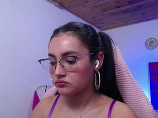 antonellasweetlittle webcam model stream image