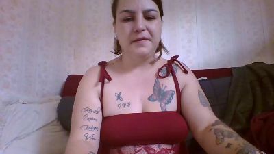 OphelieW webcam model stream image