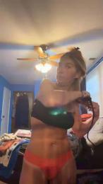 Clove webcam model stream image