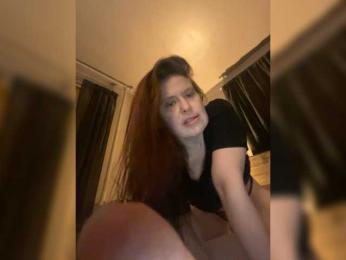 JulietteLatte81 webcam model stream image