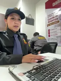 Emily-7_ webcam model stream image