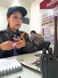 Emily-7_ webcam model stream image