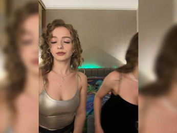 -LoVelOve- webcam model stream image